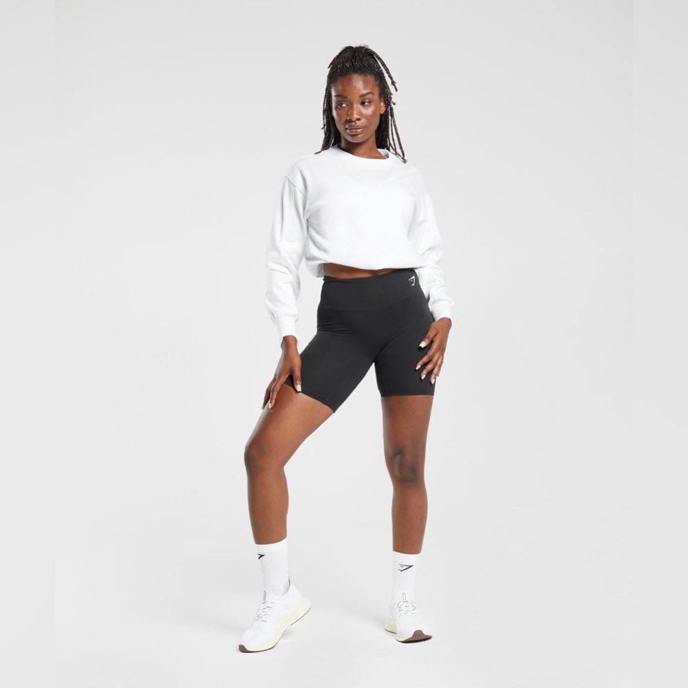 Gymshark White Cropped Pulse Pullover Sweater, Size Medium